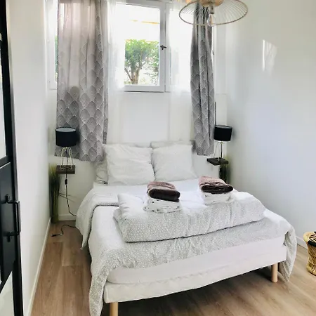 Appartement Metro Gambetta à Paris Extérieur photo