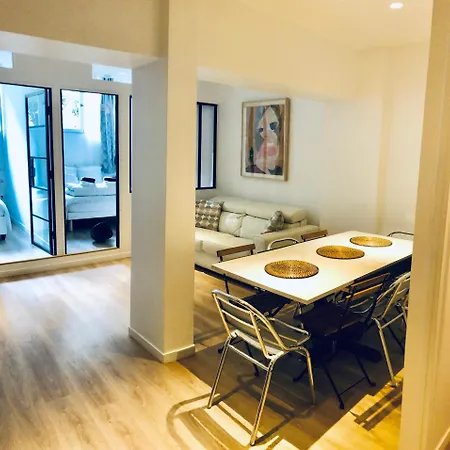 Appartement Metro Gambetta à Paris Extérieur photo