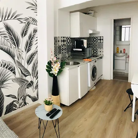 Appartement Metro Gambetta à Paris Extérieur photo