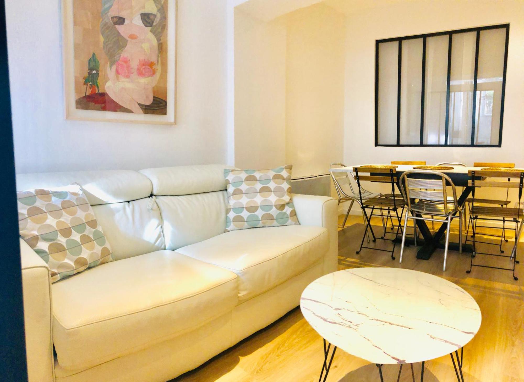 Metro Gambetta Appartement