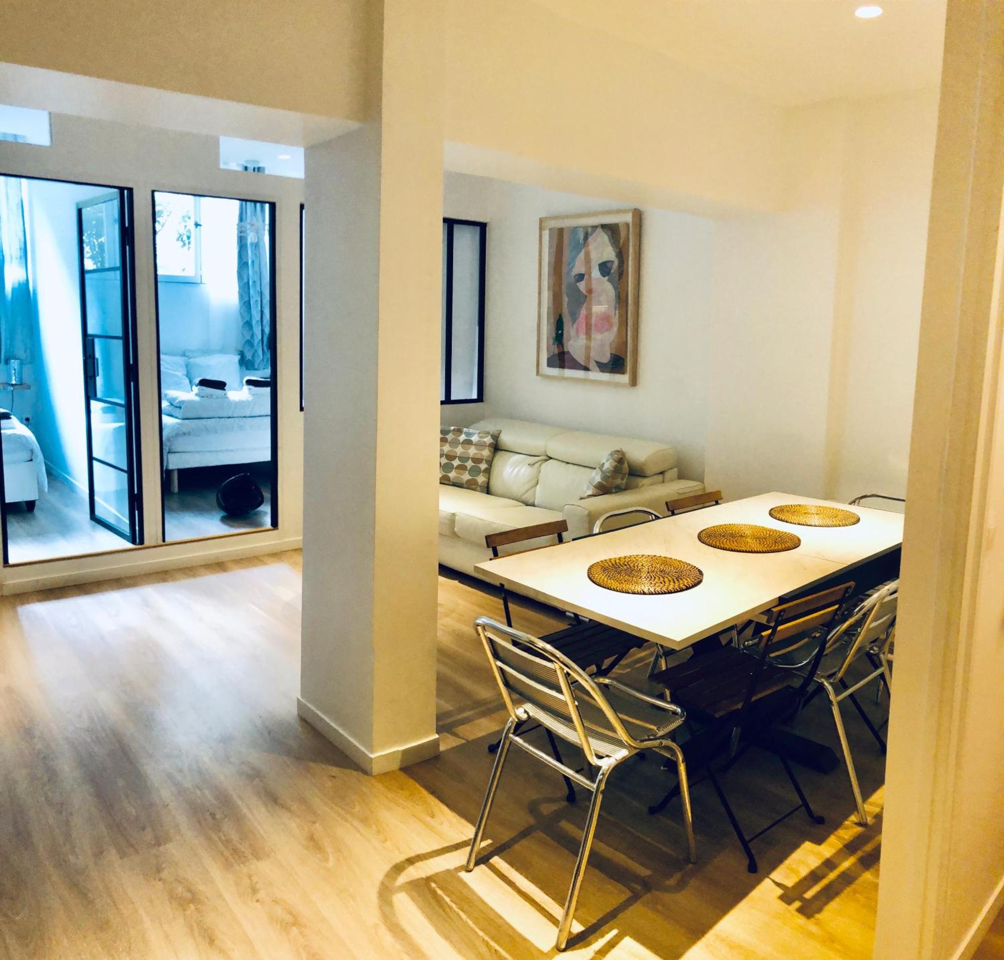 Metro Gambetta Appartement *
