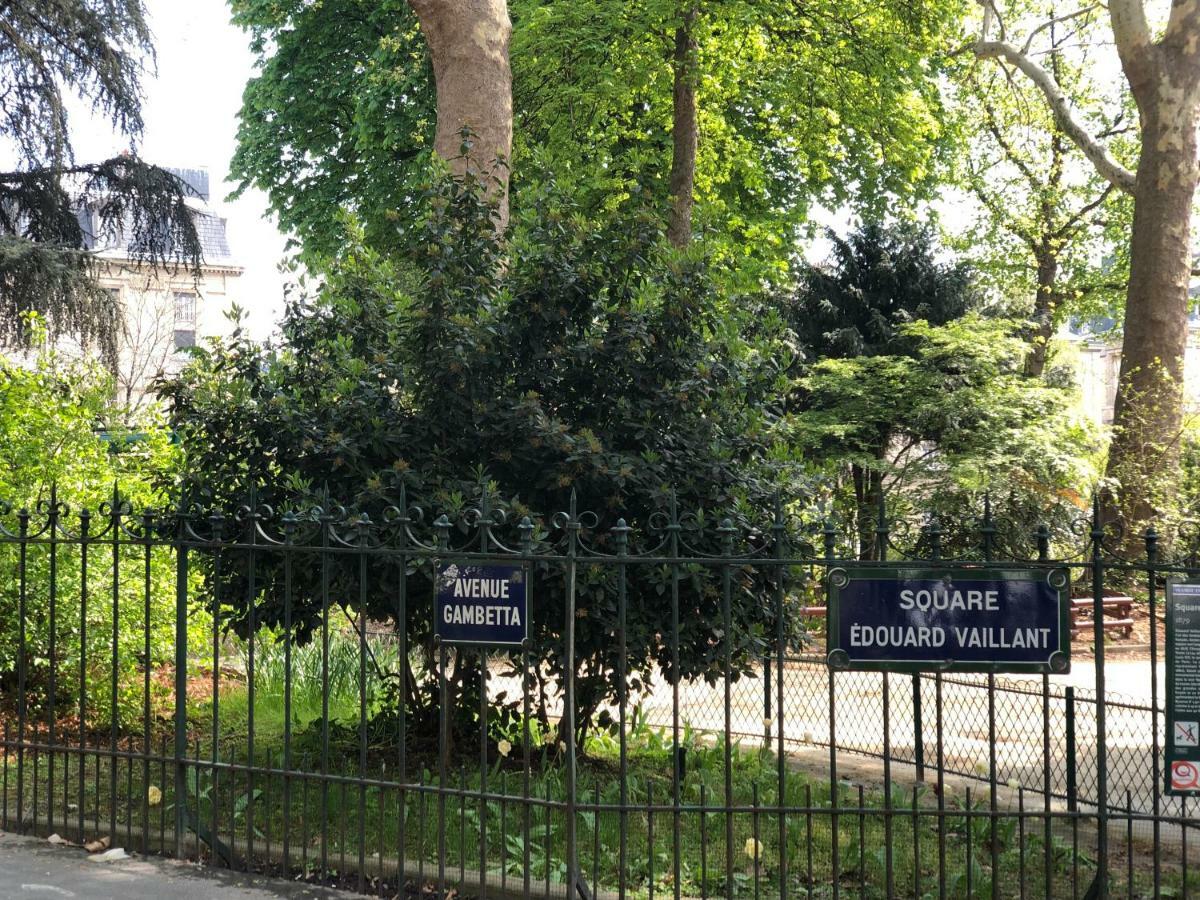 Metro Gambetta Appartement Paris